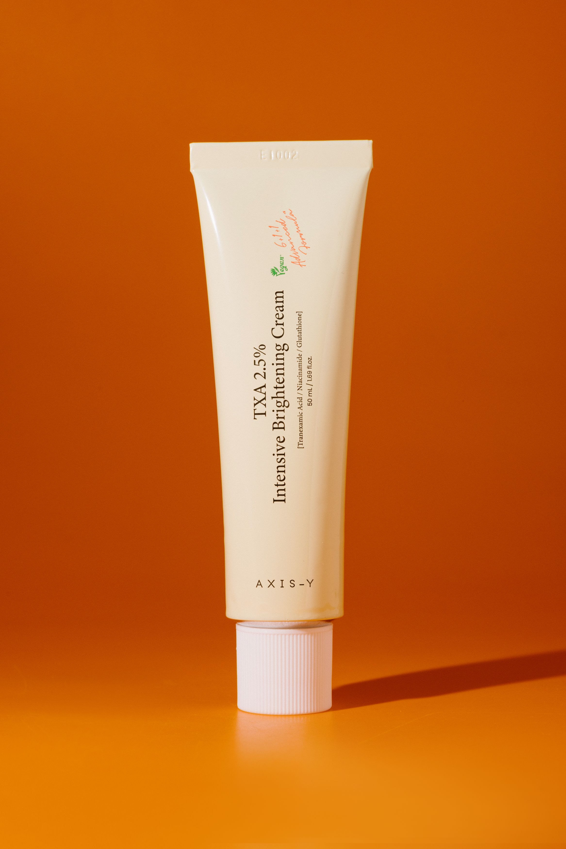 

Интенсивный осветляющий крем AXIS-Y TXA 2.5% Intensive Brightening Cream 50мл