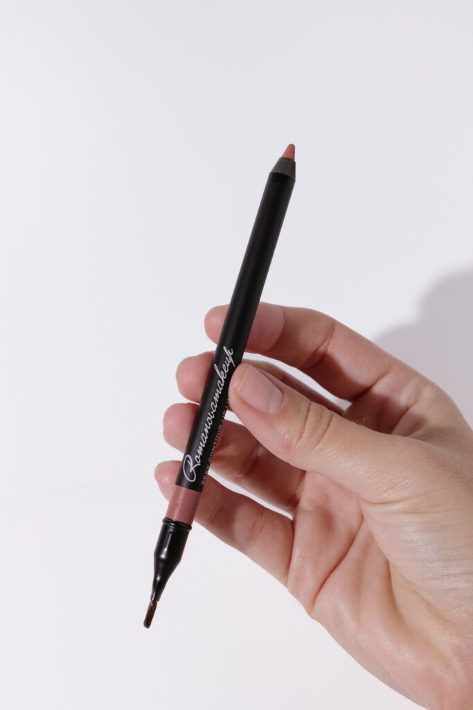 Контур-карандаш для губ Romanovamakeup Sexy Contour Lip Liner RETRO 1.2g 