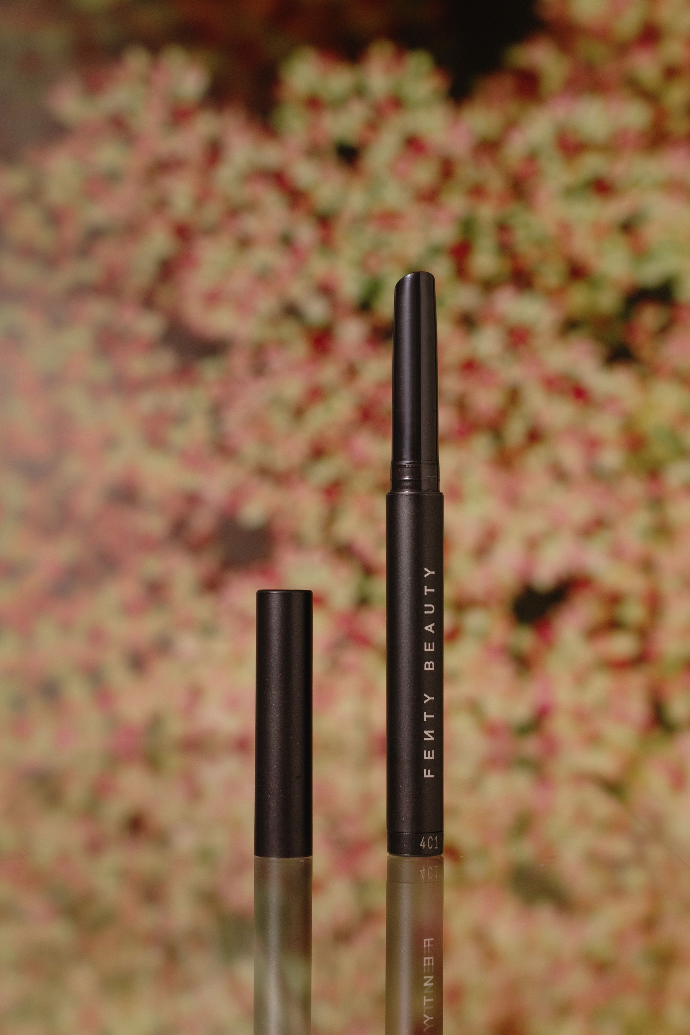 Стойкие тени для век в стиках [Cuz I'm Black] Fenty Beauty Shadowstix Longwear Eyeshadow Stick 10ml