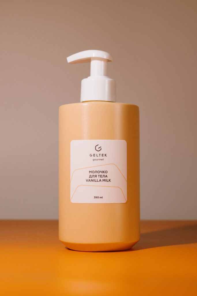 Молочко для тела с ароматом ванильного молока Geltek Vanilla Milk 390ml