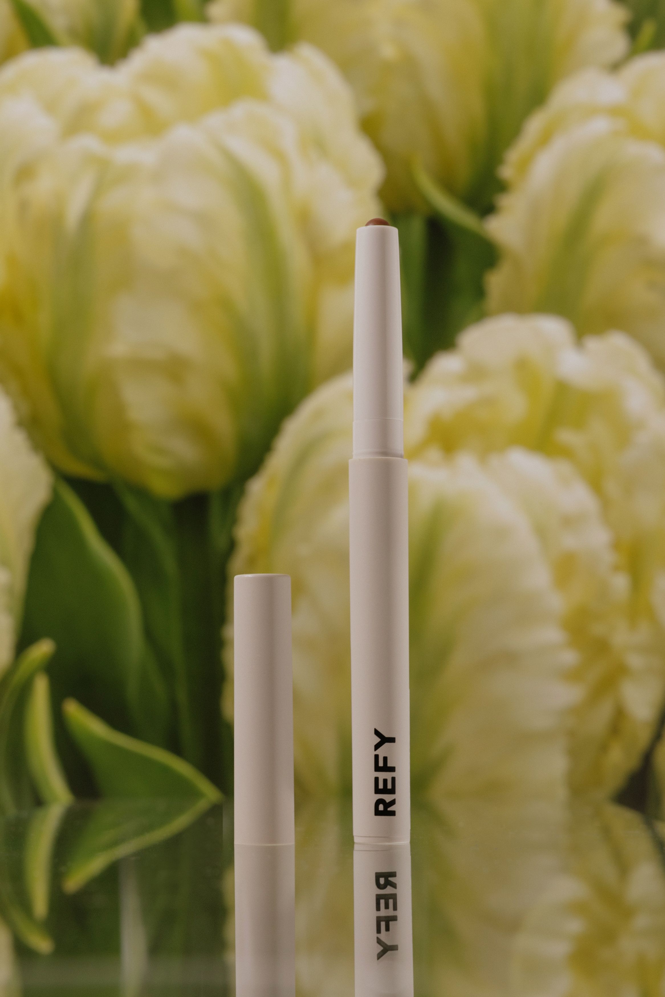 

Карандаш для губ REFY Lip Blur Lip Liner [Stone] 0,85г
