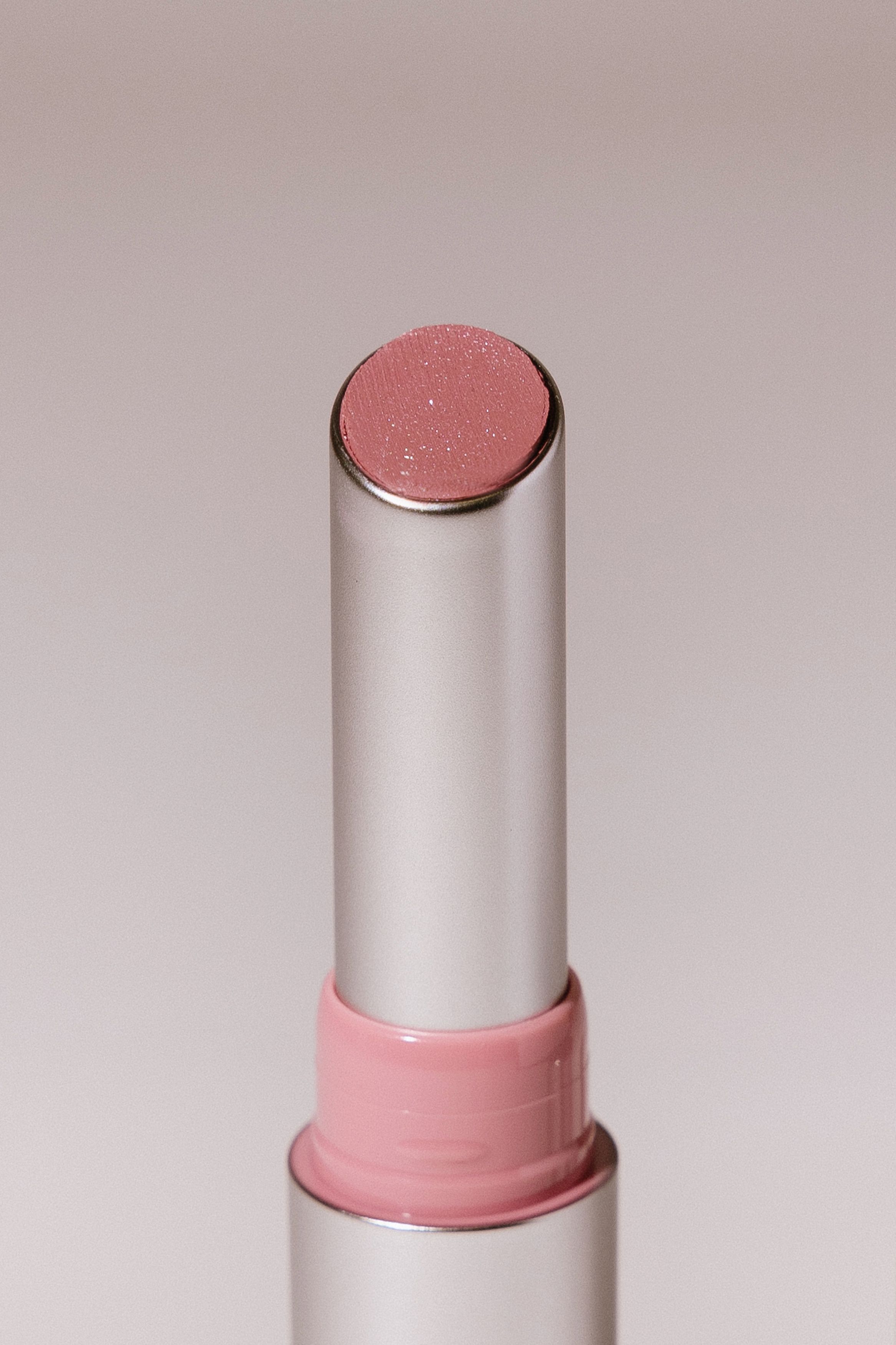 Атласная помада для губ [02 Angela] Arive Makeup Iconic Kiss Lipstick 2g