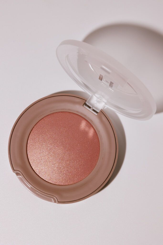 

Мерцающие румяна hince True Dimension Glow Cheek [02 Mellow] 9g