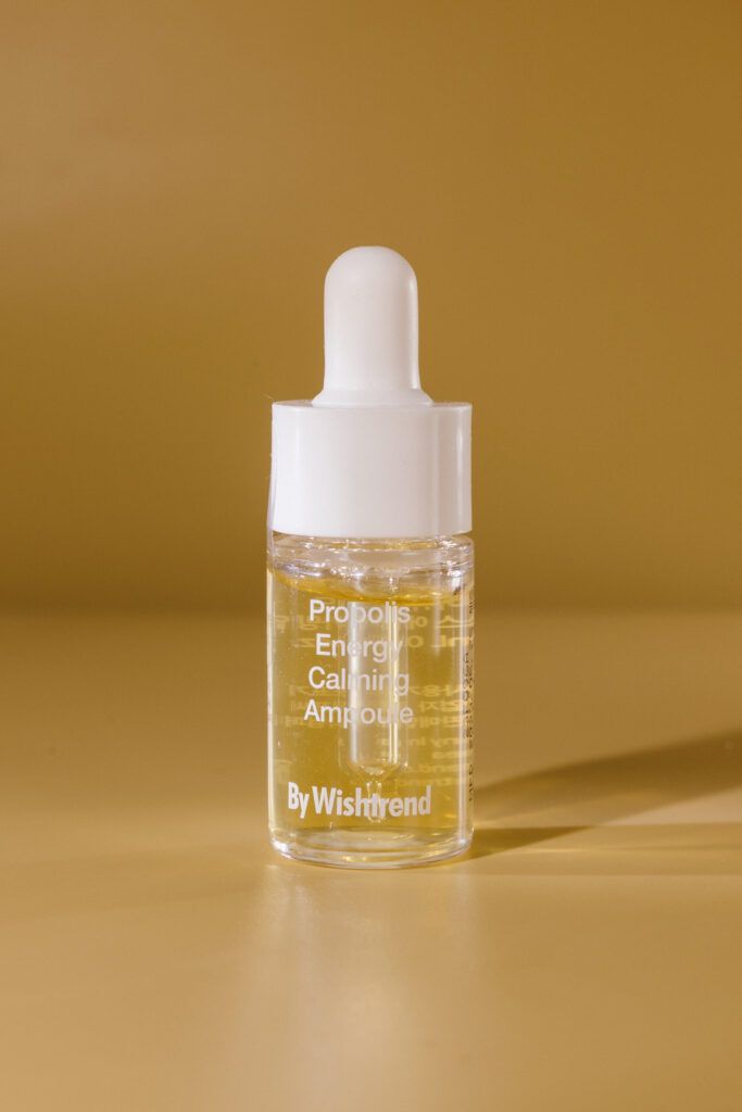 BU// Энергетическая успокаивающая ампула с прополисом BY WISHTREND Propolis Energy Calming Ampoule 10ml