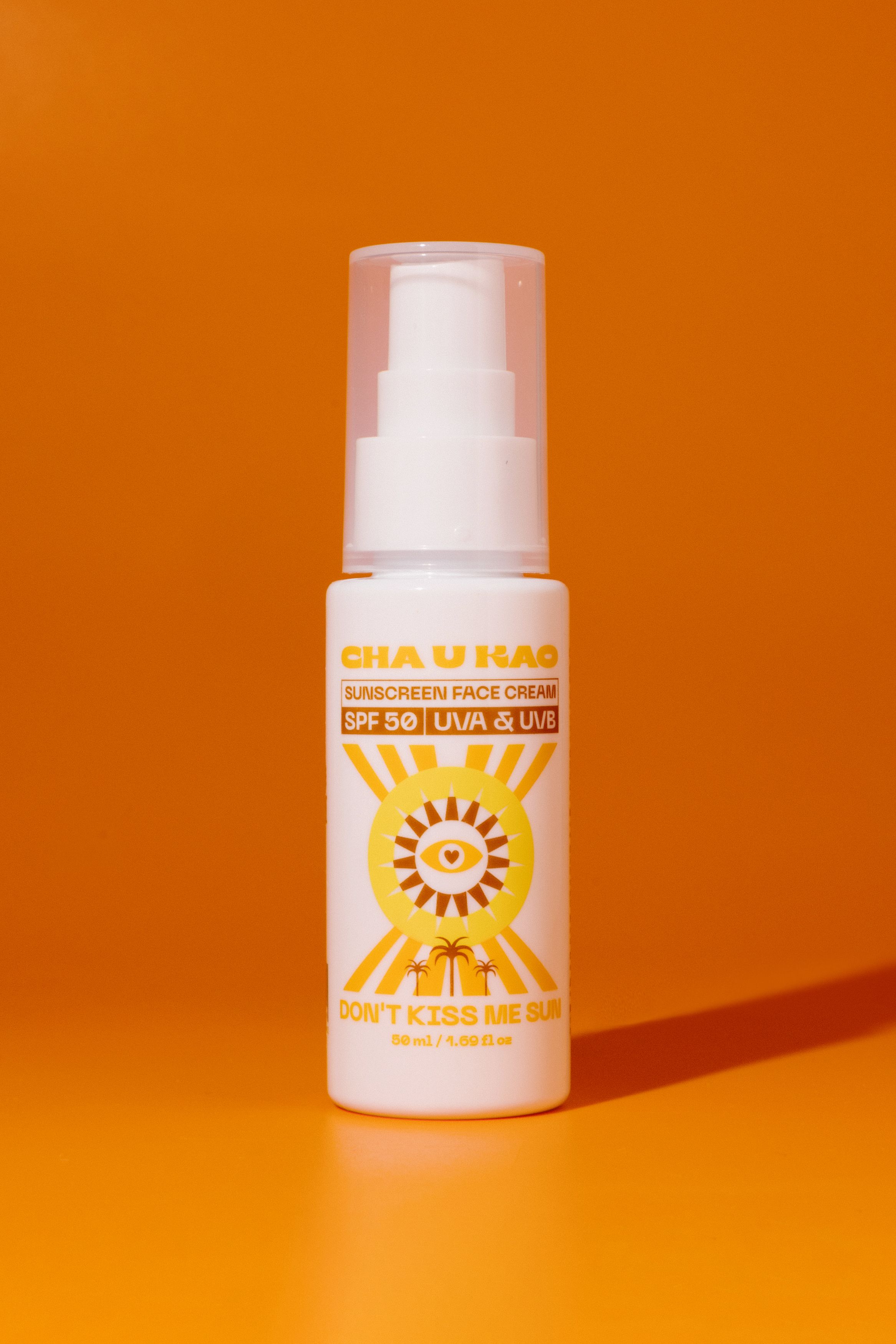 Солнцезащитный крем для тела CHA U KAO DON'T KISS ME SUN Fase Cream SPF50 50ml
