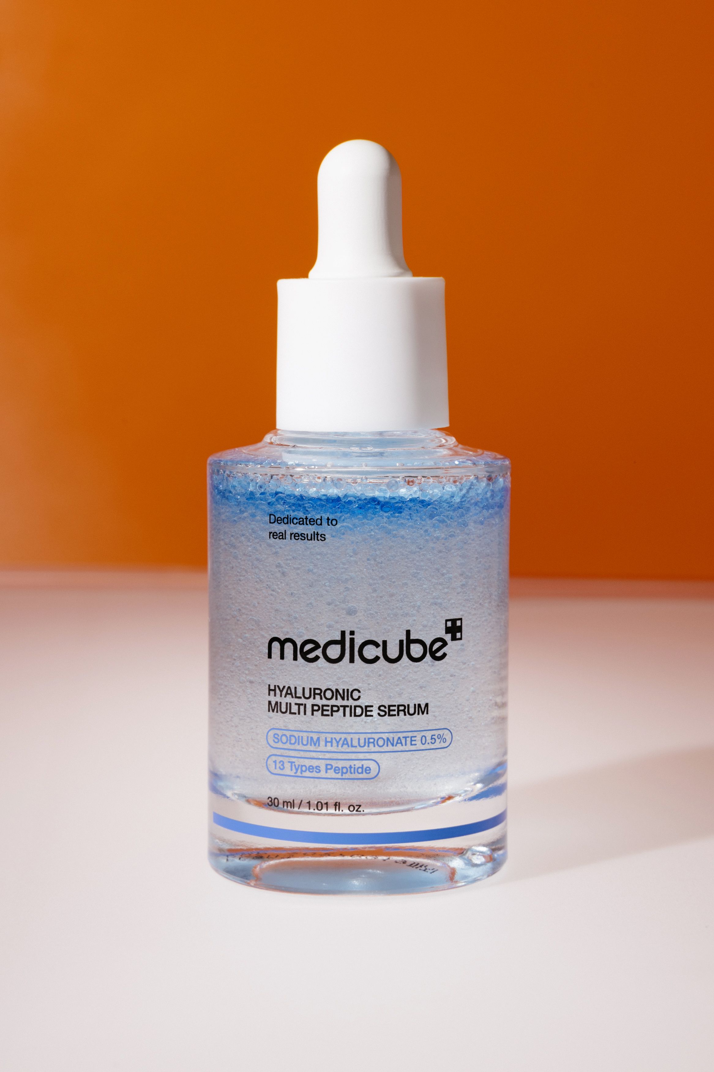 

Двухфазная сыворотка с пептидами и ПДРН medicube Hyaluronic Multi Peptide Serum 30мл