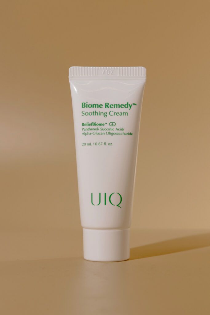 Успокаивающий крем-гель с постбиотиками для сияния UIQ Biome Remedy Soothing Cream 20ml 